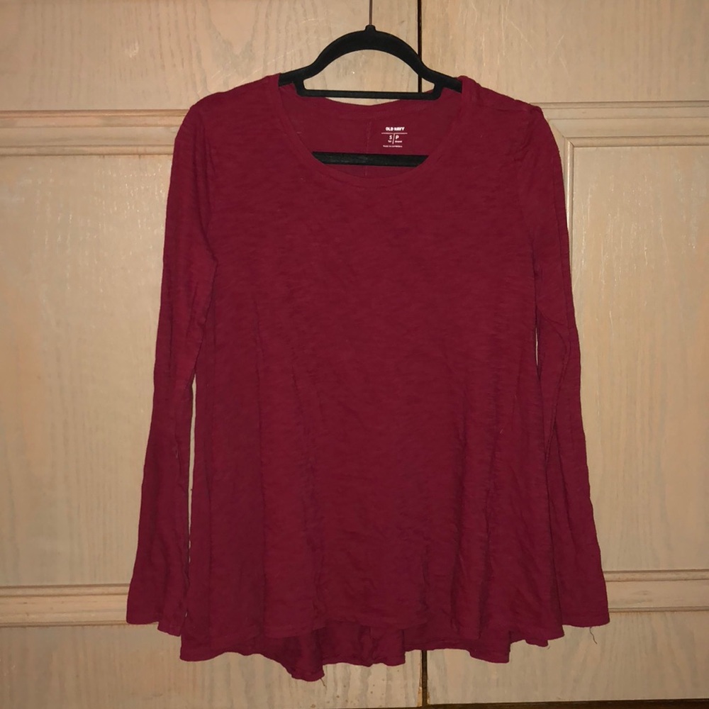 Women’s long sleeve red top